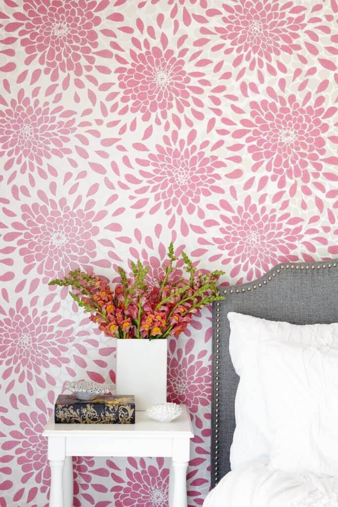 Need a summer refresh? Start by introducing color in your space. | Beth Haley Design