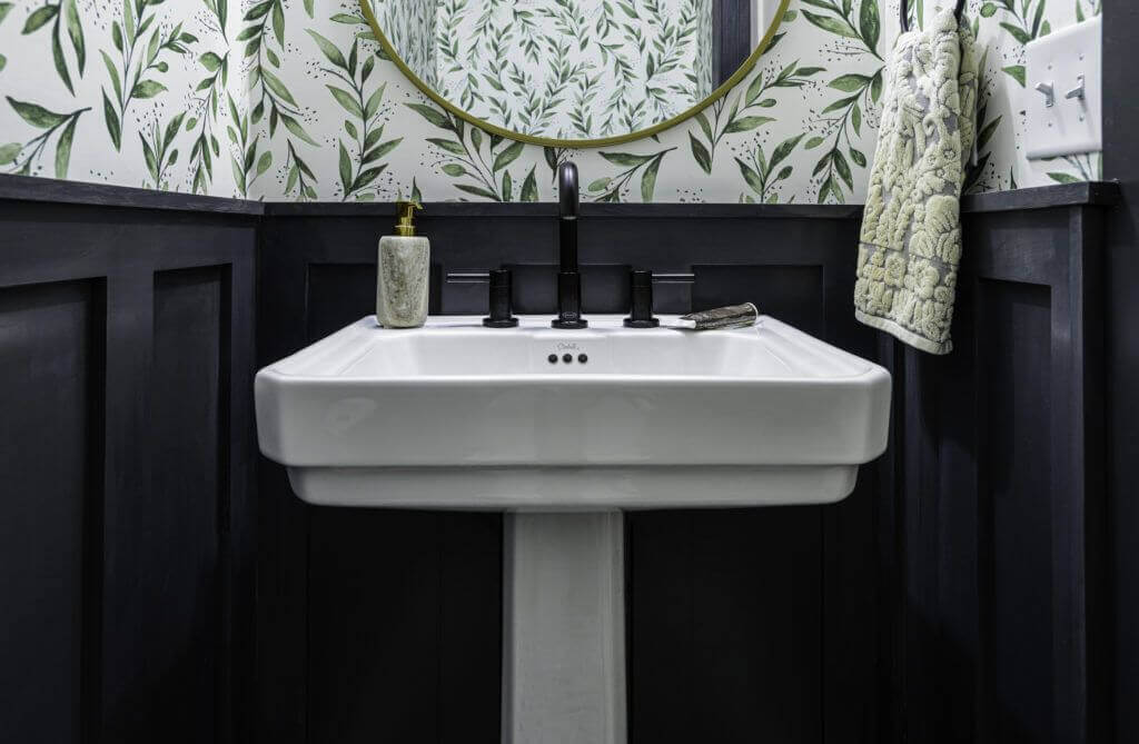 Bathroom Renovation with a Show-Stopping Vanity